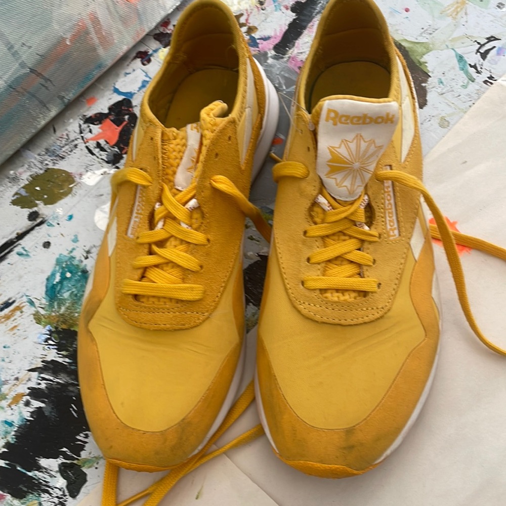 Yellow Reebok sneakers tennis shoes 8.5 ladies